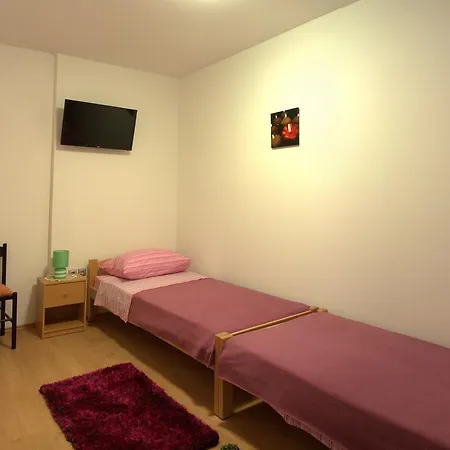 Apartament City Walls *